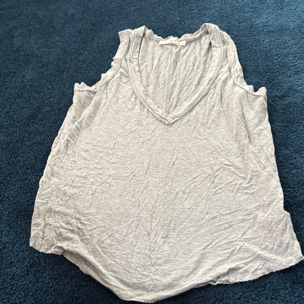 We The Free Light Gray V-Neck Tank Top